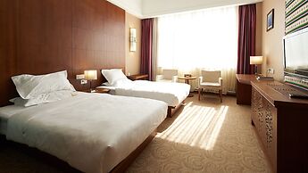 Floral Hotel Shangri-la Budange