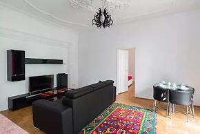 Budapest Promenade Apartments