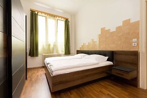 Budapest Promenade Apartments