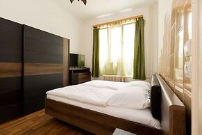 Budapest Promenade Apartments