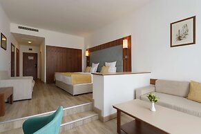 Alua Helios Bay - All Inclusive