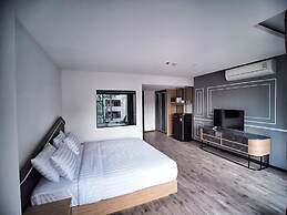 Sleep With Me Pattaya