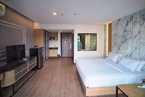 Sleep With Me Pattaya