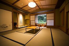 Aizu Higashiyama Onsen, Tsuki no Akari