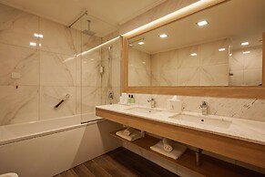 Secrets Sunny Beach Resort & Spa - All Inclusive - Adults Only