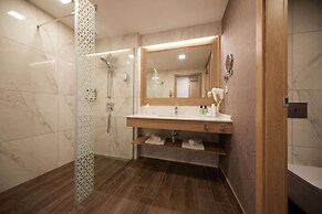 Secrets Sunny Beach Resort & Spa - All Inclusive - Adults Only