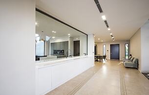 The Five Stars Villa