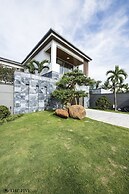 The Five Stars Villa