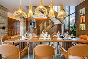 The Five Stars Villa