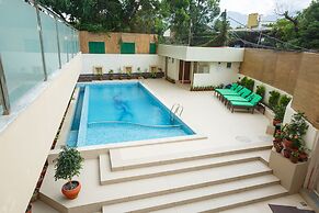 Hotel Crowne Imperial