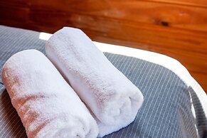Tatapouri Retreat - Glamping