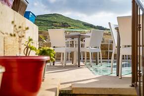 Ta' Pinu B&B