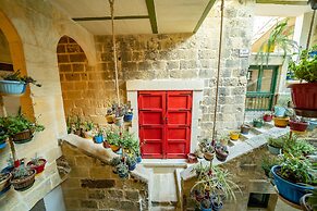 Ta' Pinu B&B