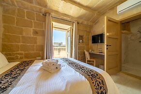 Ta' Pinu B&B