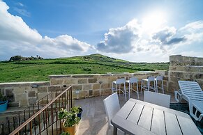 Ta' Pinu B&B