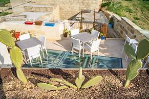 Ta' Pinu B&B