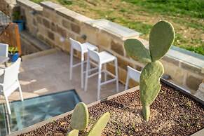 Ta' Pinu B&B