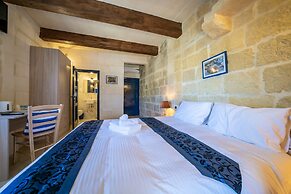Ta' Pinu B&B