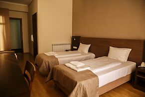 Olympus Hotel By Umbrella