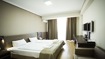 Olympus Hotel By Umbrella