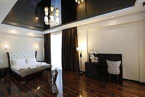 Olympus Hotel By Umbrella