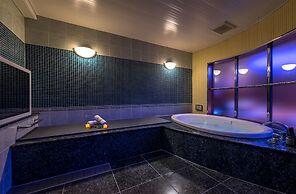 Hotel Dior7 - Adults Only