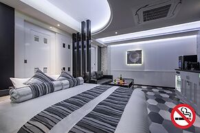 Hotel Dior7 - Adults Only