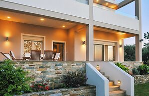 Balconies on Sea - The Garden Apartment