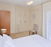 Balconies on Sea - The Garden Apartment