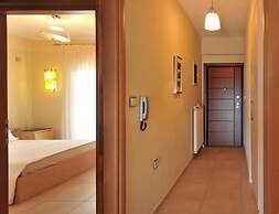 Balconies on Sea - The Garden Apartment