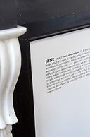 Rock Lobster City Lodge