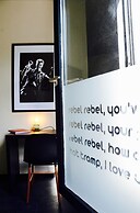 Rock Lobster City Lodge