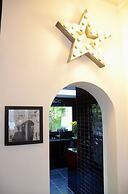 Rock Lobster City Lodge