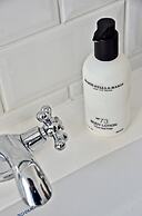 Rock Lobster City Lodge