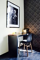 Rock Lobster City Lodge