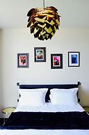 Rock Lobster City Lodge