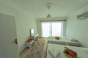 Villa Zumrut 4 by Lycia Collections