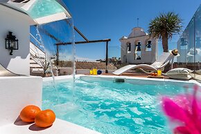 CH Apartments Rooftop Terrace