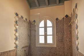 CH Apartments Rooftop Terrace