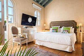 CH Apartments Rooftop Terrace