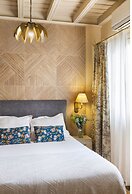 CH Apartments Rooftop Terrace