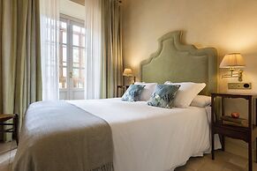 CH Apartments Rooftop Terrace