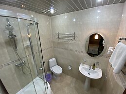 Pioner Hotel