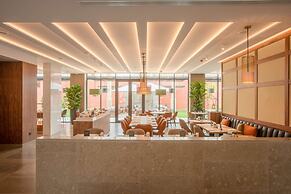 NH Hotel Porto Jardim