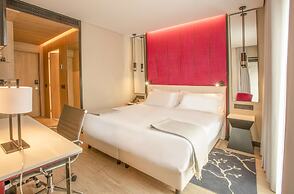 NH Hotel Porto Jardim