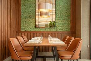 NH Hotel Porto Jardim