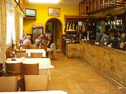 Hostal Restaurante La Cepa