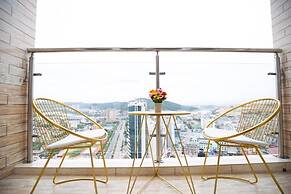 Ha Long Pearl Apartment