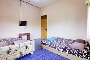 Villa Penginapan Purnama