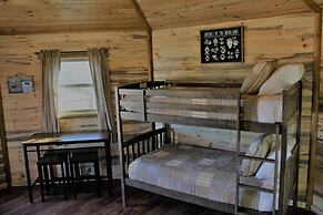 The Silver Spur Resort - Campsite